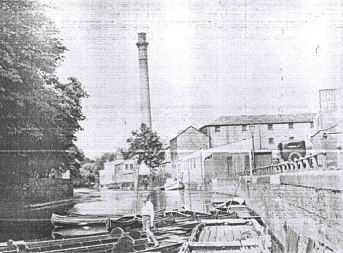 Black and white photo of The Riverside Bar & Restaurant Cambridge
